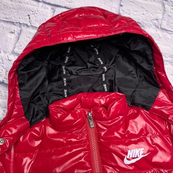 Nike Quilted Puffer Hooded Jacket in Rush Pink - Picture 3 of 9